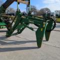 John Deere 740A loader