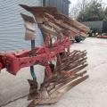 Vogel noot 4 furrow reversible plough