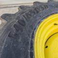 John Deere Wheels and tyres 650/65/38 rears 540/65/30