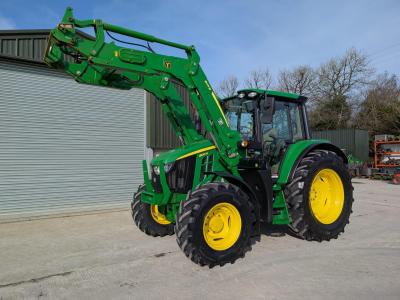 John Deere 6120M