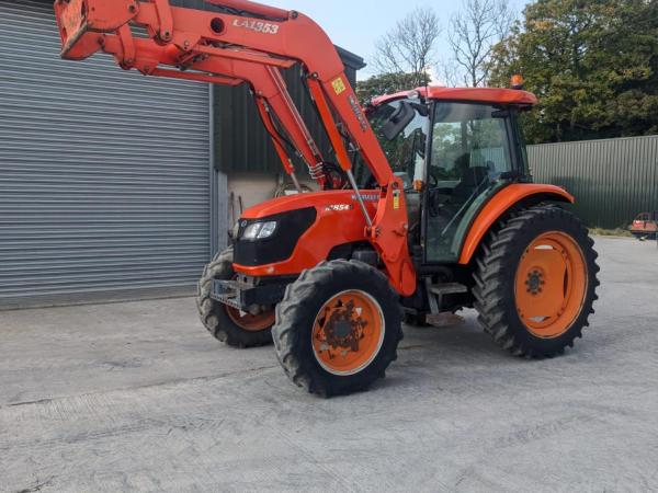 Kubota M8540