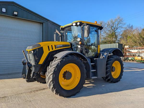 JCB fastrac 4220