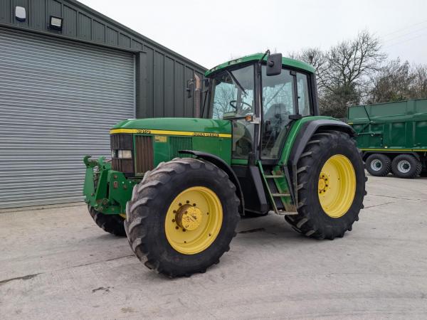 John Deere 6910 premium