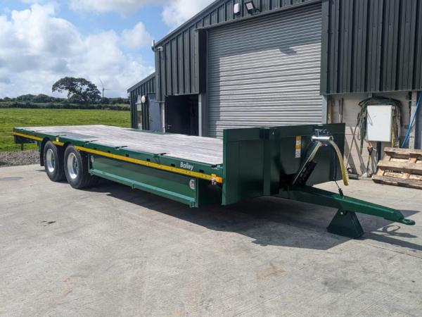 New Bailey Flat deck low loader trailer