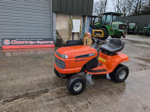 Husqvarna Ride on lawnmower tractor